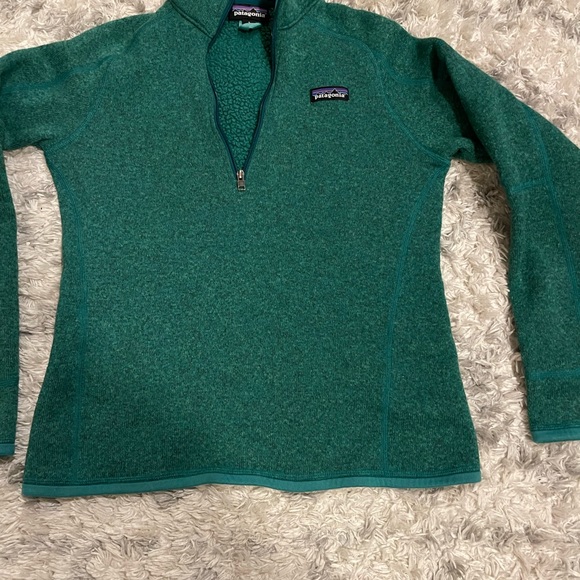 Patagonia Green Quarter-Zip Sweatshirt - Picture 3 of 9